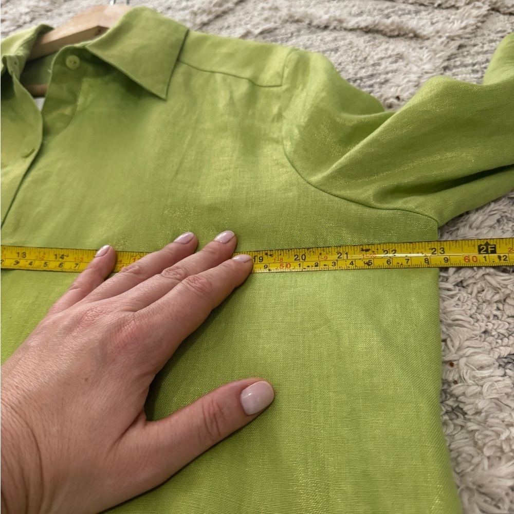 Neiman Marcus Exclusive Size L 100% Linen Green Shimmer Tunic Shirt NWOT - Picture 13 of 13